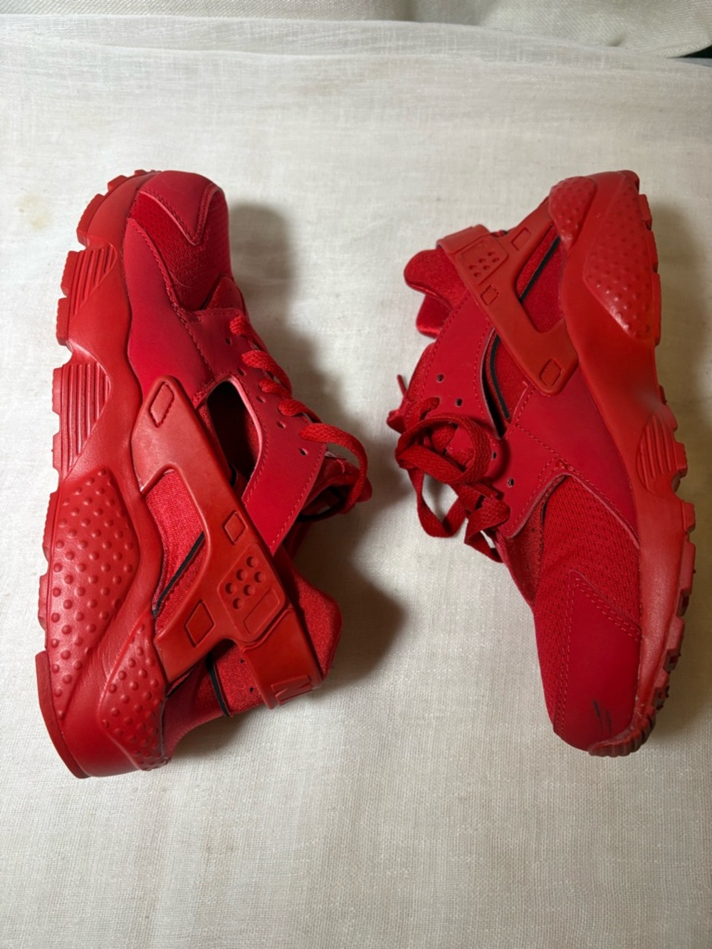Nike Huarache BUNDLE Red & Yellow Sneakers Size 6Y (2 Pairs) NEW - Picture 8 of 15